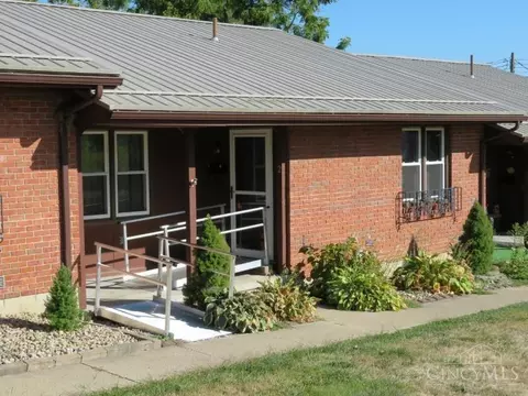 237 Walnut St #2, Hillsboro, OH 45133
