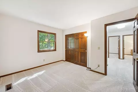 8589 Weller Rd, Montgomery, OH 45249 photo 22