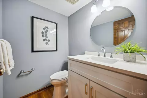 8589 Weller Rd, Montgomery, OH 45249 photo 16