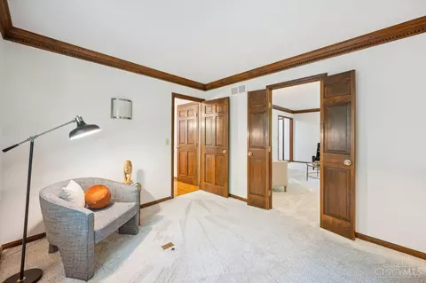 8589 Weller Rd, Montgomery, OH 45249 photo 7
