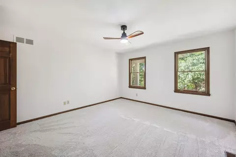 8589 Weller Rd, Montgomery, OH 45249 photo 21