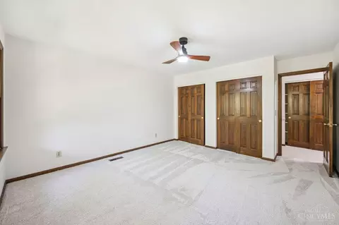 8589 Weller Rd, Montgomery, OH 45249 photo 20