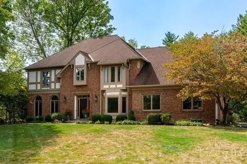 10267 Stablehand Dr, Cincinnati, OH 45242