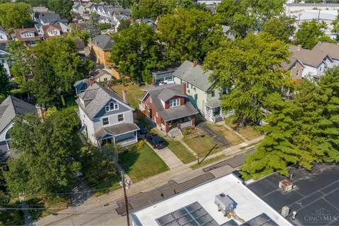 View/Area - 4425 Brazee St, Cincinnati, OH 45209 photo 3 of 3