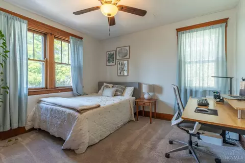 Bedroom - 4425 Brazee St, Cincinnati, OH 45209 photo 3 of 4