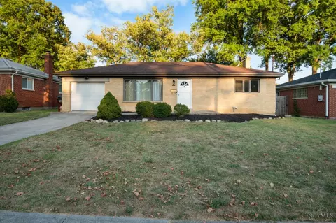 5616 Sunnywoods Ln, Cincinnati, OH 45239