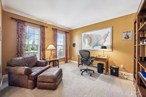 679 Hyacinth Rd, Cincinnati, OH 45245 photo 24