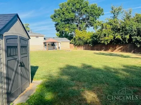 Exterior - 2159 Rangoon Ct, Forest Park, OH 45240 photo 2 of 3