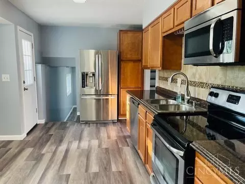 Kitchen - 2159 Rangoon Ct, Forest Park, OH 45240 photo 2 of 3