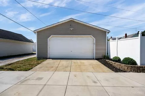 745 Corwin Ave, Hamilton, OH 45015 photo 26