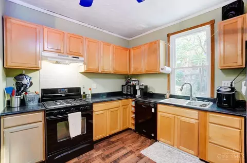 2220 Flora St, Cincinnati, OH 45219 photo 5