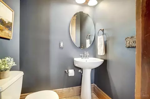 Bath - 3605 Edwards Rd, Cincinnati, OH 45208 photo 1 of 8