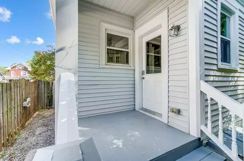 Exterior - 3605 Edwards Rd, Cincinnati, OH 45208 photo 9 of 15