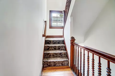Entry Way - 3605 Edwards Rd, Cincinnati, OH 45208 photo 11 of 12