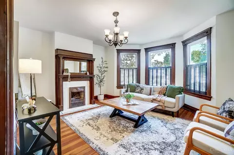 Living - 3605 Edwards Rd, Cincinnati, OH 45208 photo 1 of 3