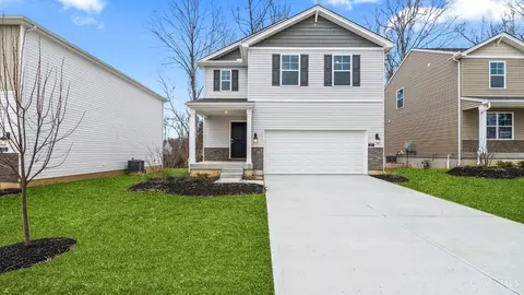 225 River Heights Dr, New Richmond, OH 45157