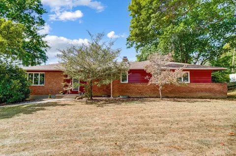 65 Piccadilly Dr, Hamilton, OH 45013