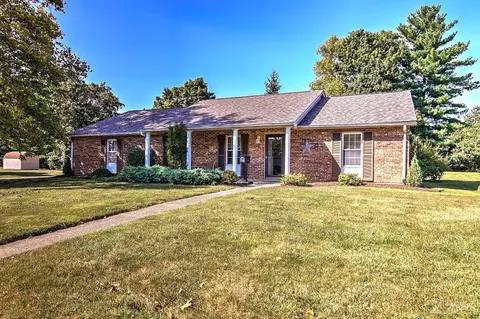 940 Tollgate Dr, Oxford, OH 45056