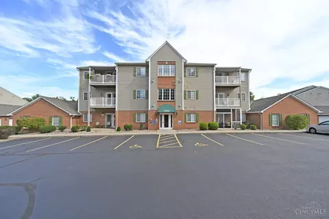 3408 N Bend Rd #7, Cincinnati, OH 45239