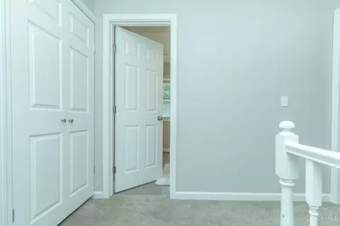 Entry Way - 661 Brandy Way, Cincinnati, OH 45244 photo 9 of 10