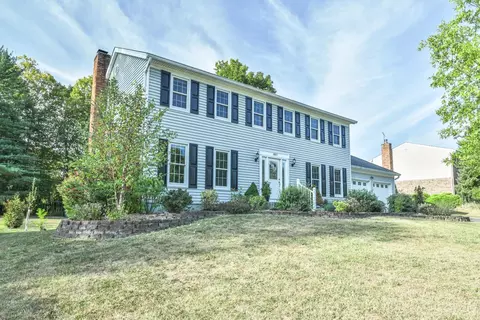 Exterior - 661 Brandy Way, Cincinnati, OH 45244 photo 2 of 14