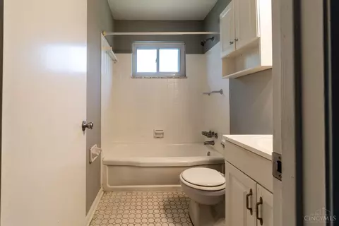 5844 Argus Rd, Cincinnati, OH 45224 photo 35