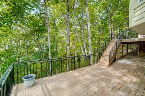 Exterior - 10565 Stablehand Dr, Cincinnati, OH 45242 photo 13 of 15