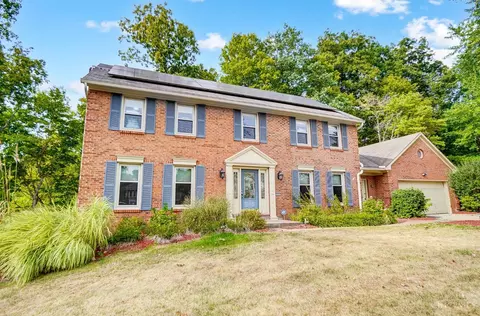 Exterior - 10565 Stablehand Dr, Cincinnati, OH 45242 photo 4 of 15