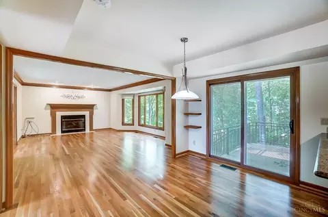 Living - 10565 Stablehand Dr, Cincinnati, OH 45242 photo 8 of 12