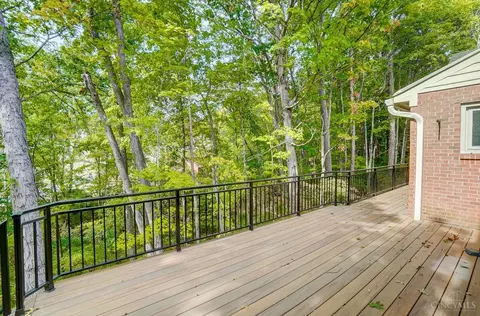 Exterior - 10565 Stablehand Dr, Cincinnati, OH 45242 photo 10 of 15