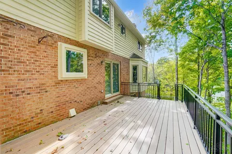 Exterior - 10565 Stablehand Dr, Cincinnati, OH 45242 photo 8 of 15