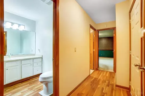 Entry Way - 10565 Stablehand Dr, Cincinnati, OH 45242 photo 2 of 4