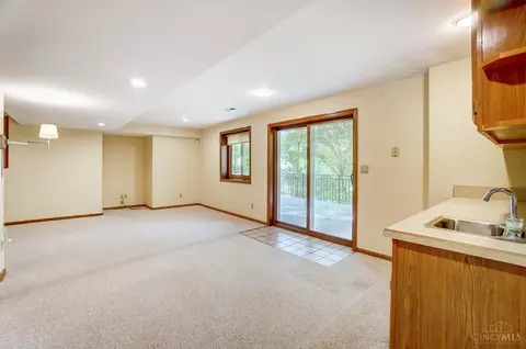 Living - 10565 Stablehand Dr, Cincinnati, OH 45242 photo 12 of 12