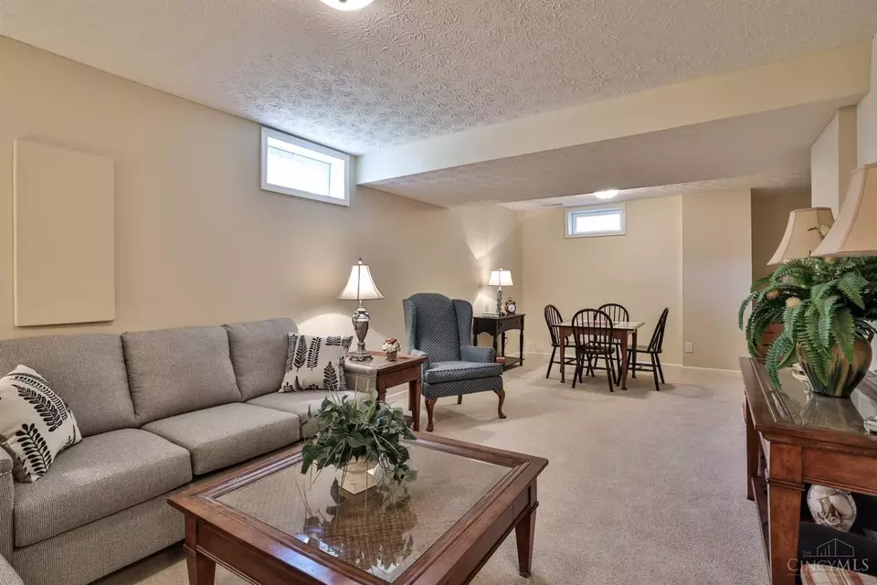  4223 Silver Streak Dr, Cincinnati, OH 45245 photo 32