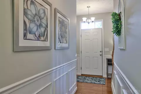 4223 Silver Streak Dr, Cincinnati, OH 45245 photo 5