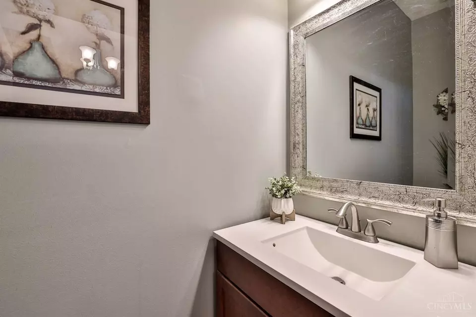  4223 Silver Streak Dr, Cincinnati, OH 45245 photo 36