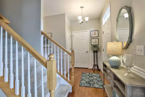4223 Silver Streak Dr, Cincinnati, OH 45245 photo 4