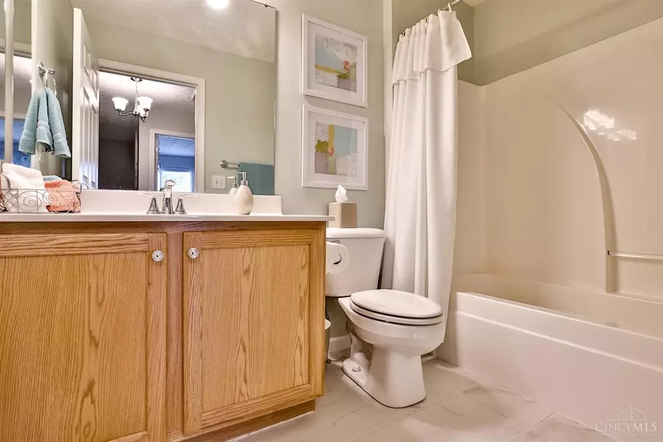  4223 Silver Streak Dr, Cincinnati, OH 45245 photo 38