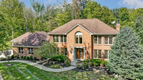 3068 Fox Den Ln, Cincinnati, OH 45244