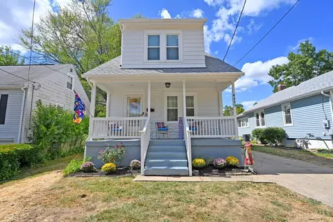 4553 Cooper Rd, Blue Ash, OH 45242