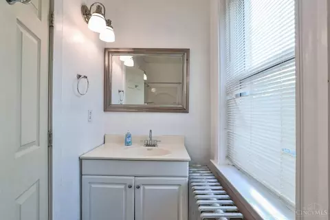 249 Mccormick Pl, Cincinnati, OH 45219 photo 39