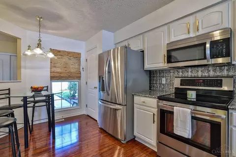 5765 Summit View Ct, Cincinnati, OH 45247 photo 13