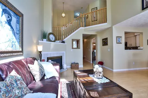 5765 Summit View Ct, Cincinnati, OH 45247 photo 8