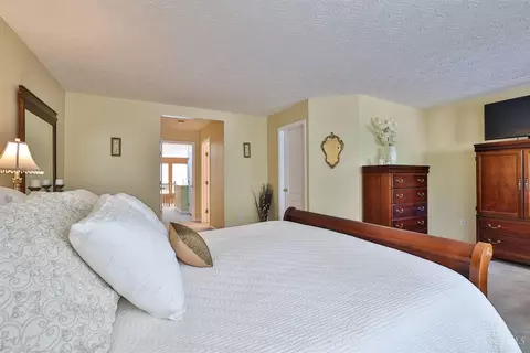 5765 Summit View Ct, Cincinnati, OH 45247 photo 17