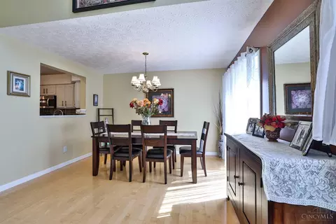 5765 Summit View Ct, Cincinnati, OH 45247 photo 9