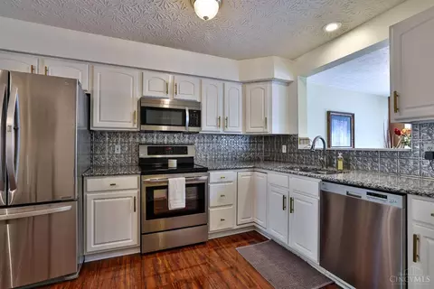 5765 Summit View Ct, Cincinnati, OH 45247 photo 12