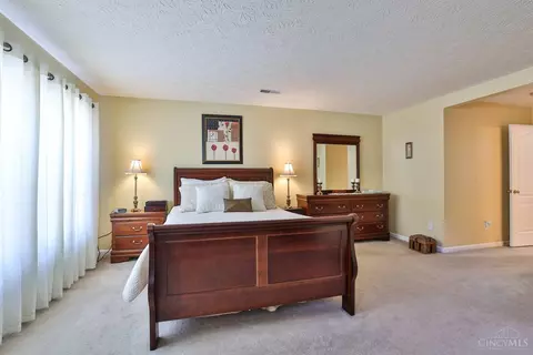 5765 Summit View Ct, Cincinnati, OH 45247 photo 16