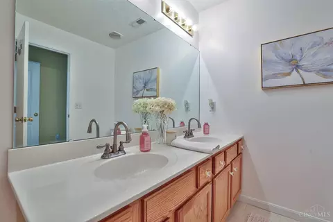 5765 Summit View Ct, Cincinnati, OH 45247 photo 19