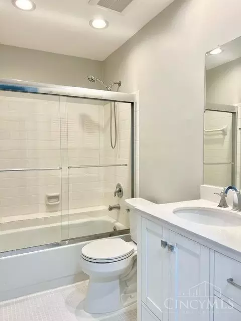 9625 Ash Ct, Blue Ash, OH 45242 photo 33