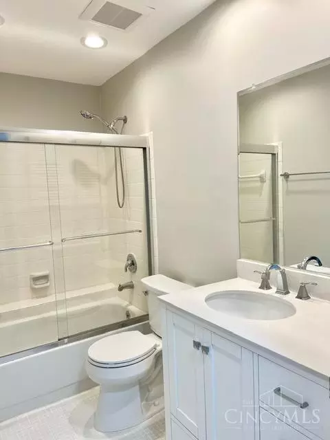 9625 Ash Ct, Blue Ash, OH 45242 photo 34